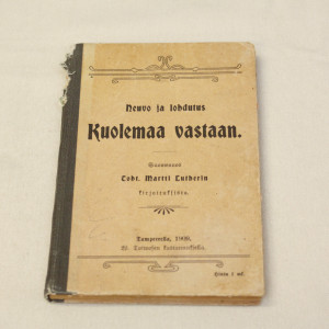 Martti Luther Neuvo ja lohdutus kuolemaa vastaan